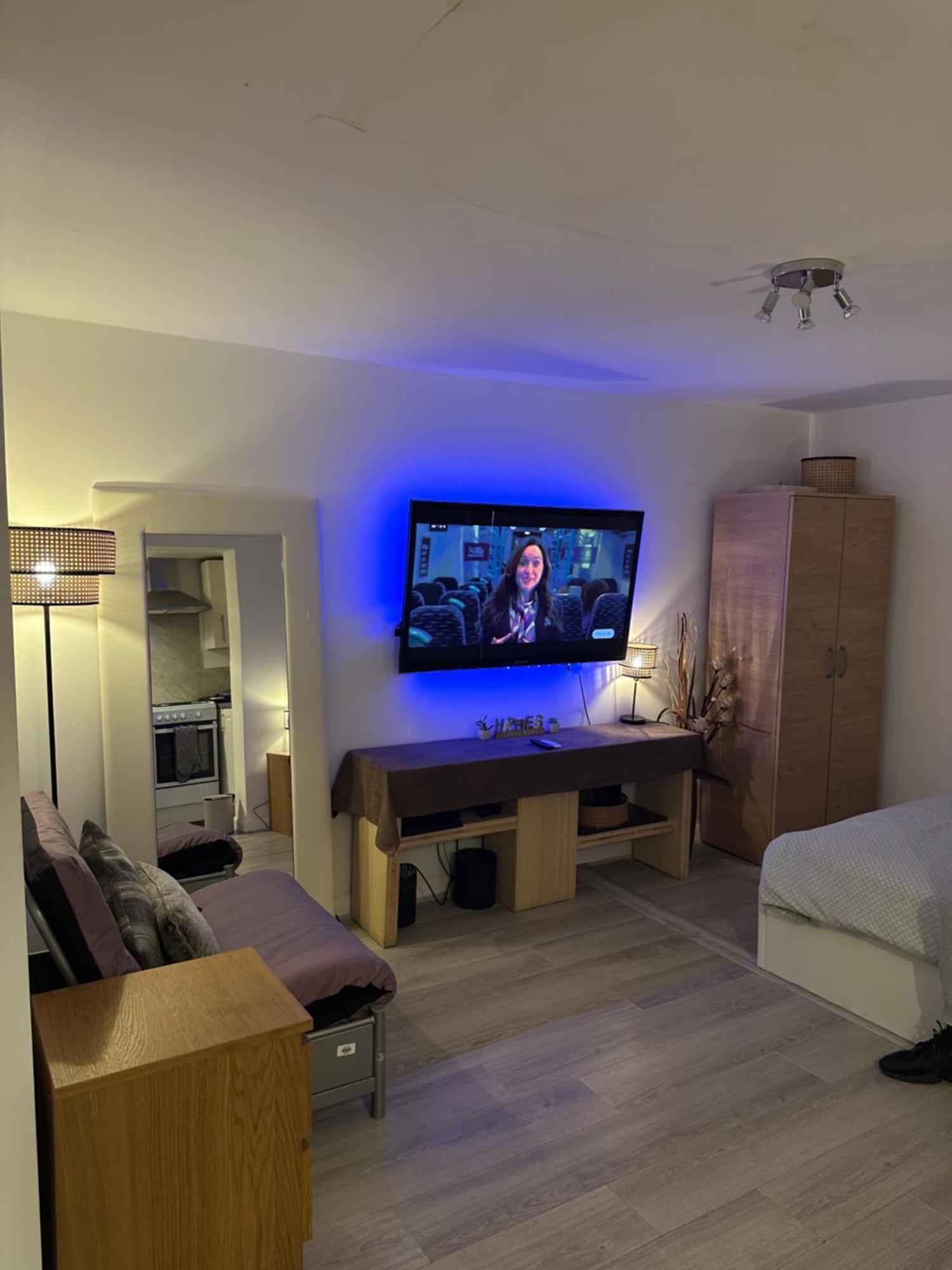 Stylish Studio Flat - Watford Junction - Harry Potter 外观 照片